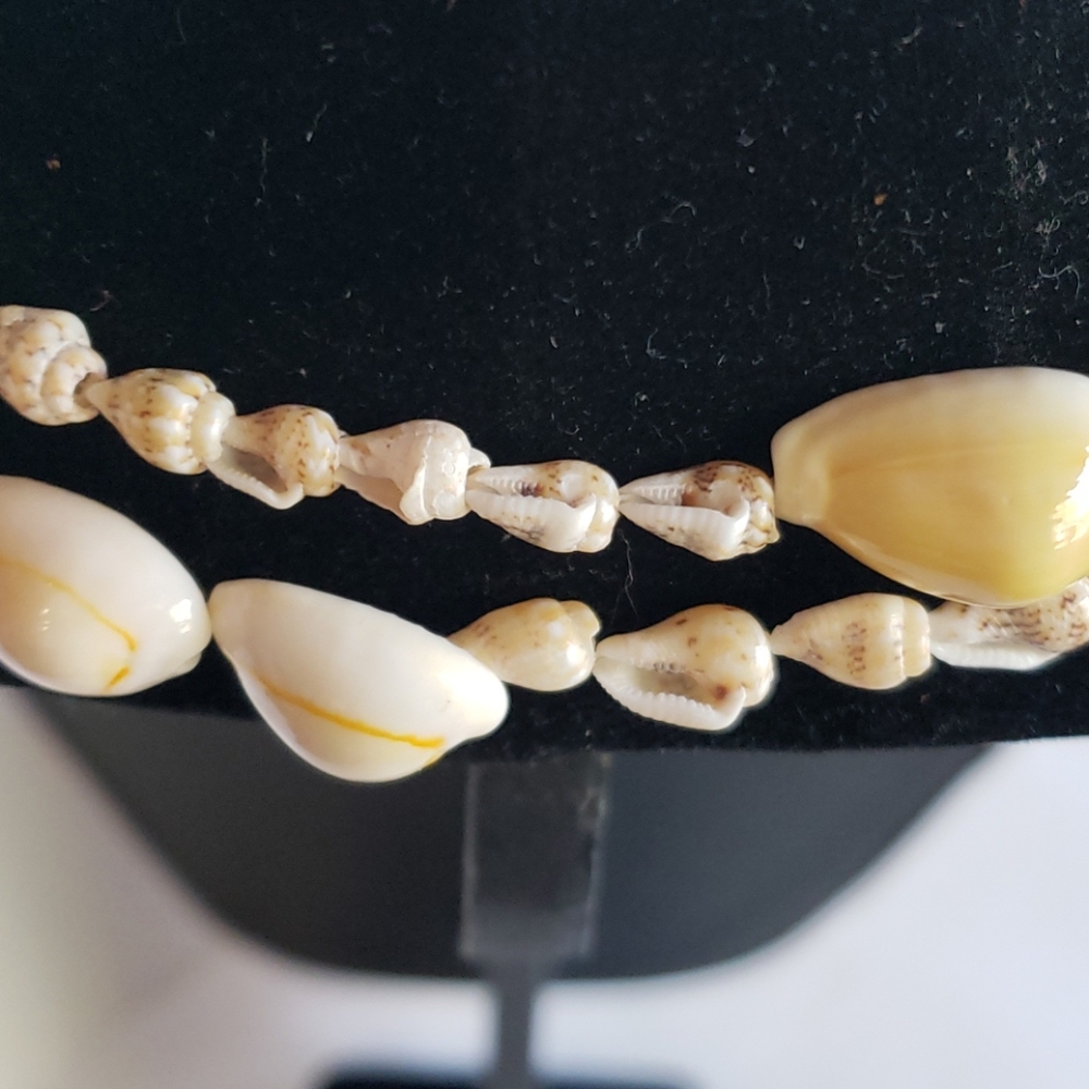 Shell Necklace Double Strand - image 3